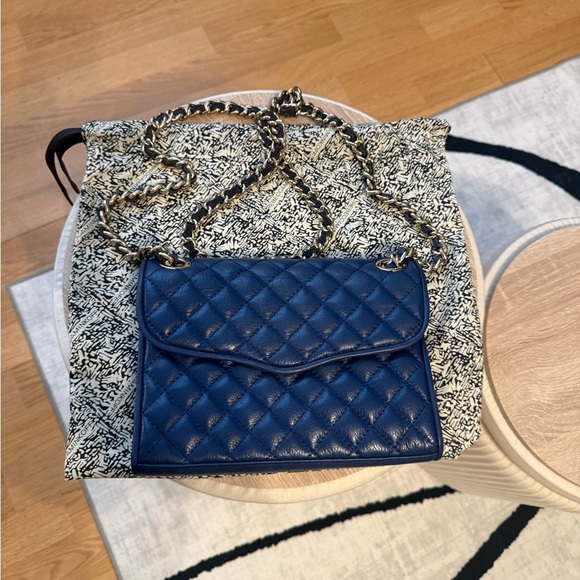 Rebecca Minkoff quilted crossbody bag - Picture 1 of 11